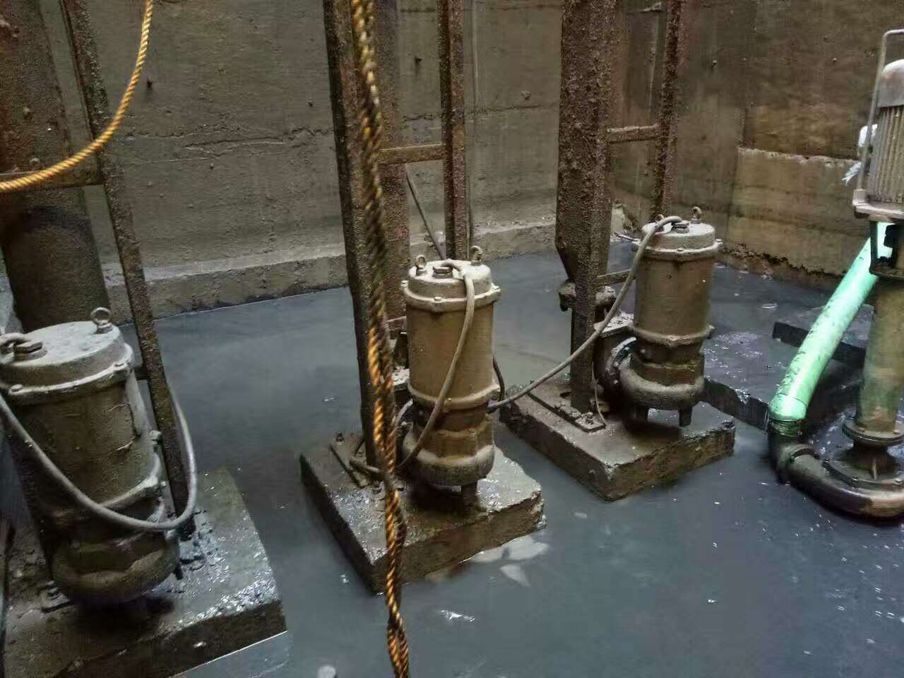 费县污水池清理